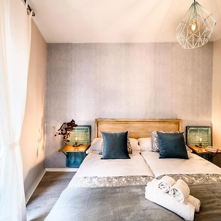 Apartamentos San Pedro Σεβίλλη Εξωτερικό φωτογραφία