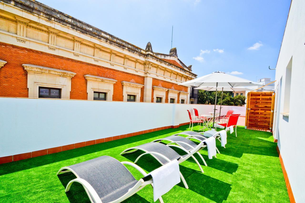 Apartamentos San Pedro Σεβίλλη Εξωτερικό φωτογραφία